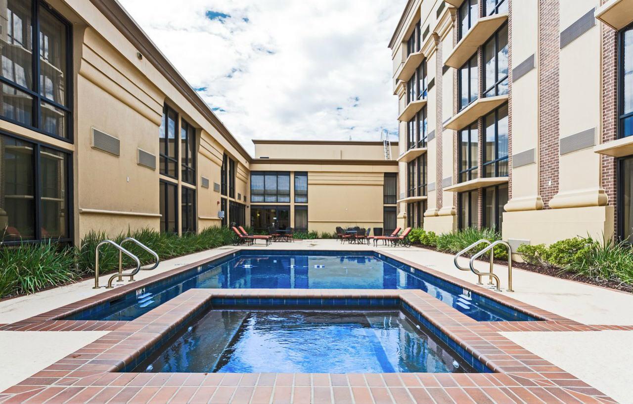 Clarion Hotel New Orleans - Airport & Conference Center Kenner Buitenkant foto